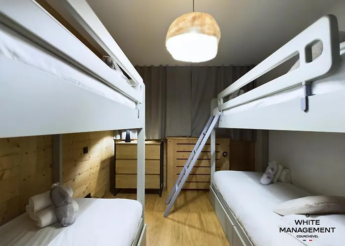 Ariondaz Daphnee - Traversant Avec Magnifique Vue Vallee Mae-4624